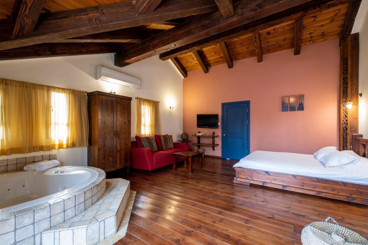 Suzanna In Odem Villa Екстериор снимка