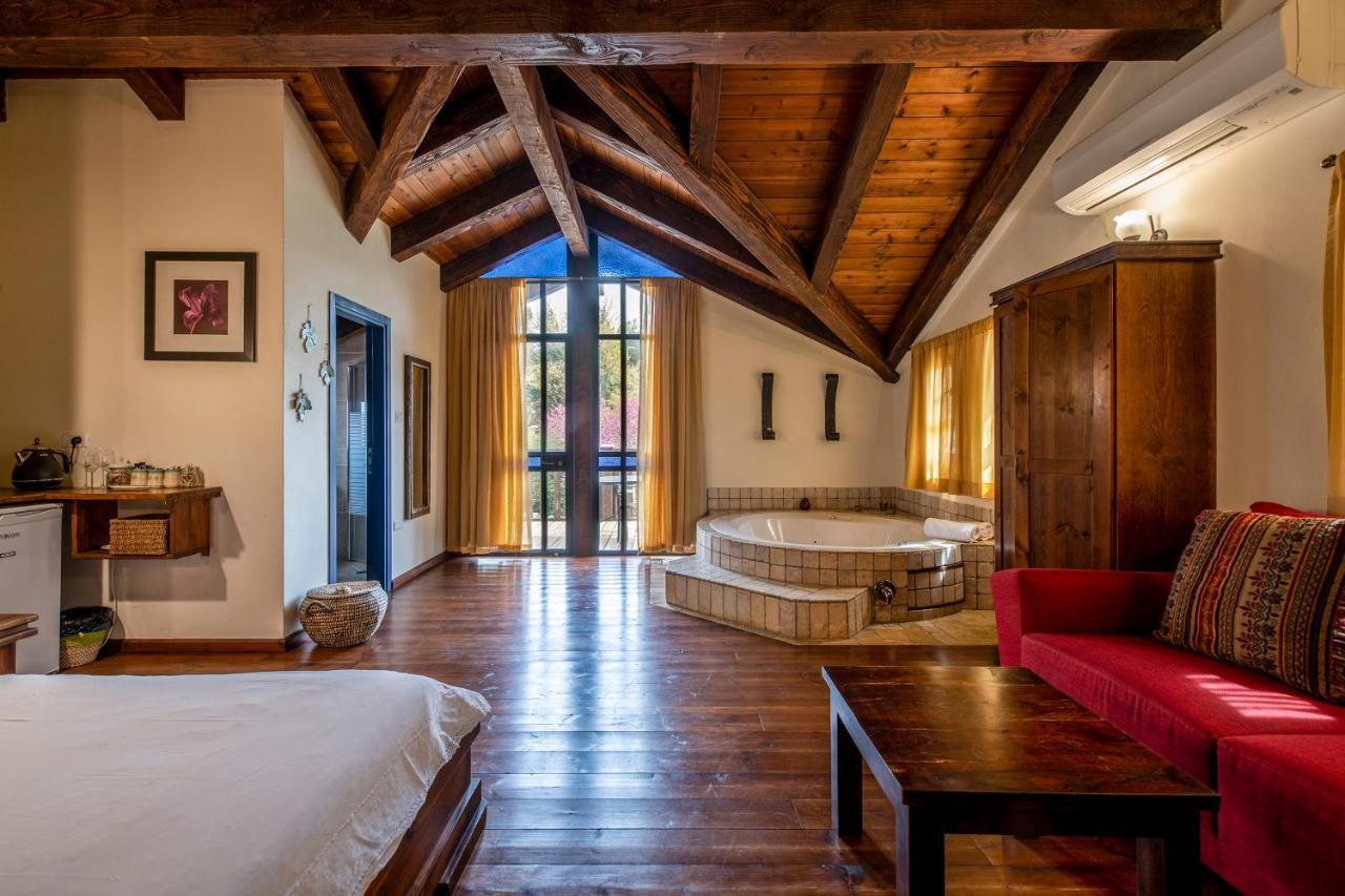 Suzanna In Odem Villa Екстериор снимка