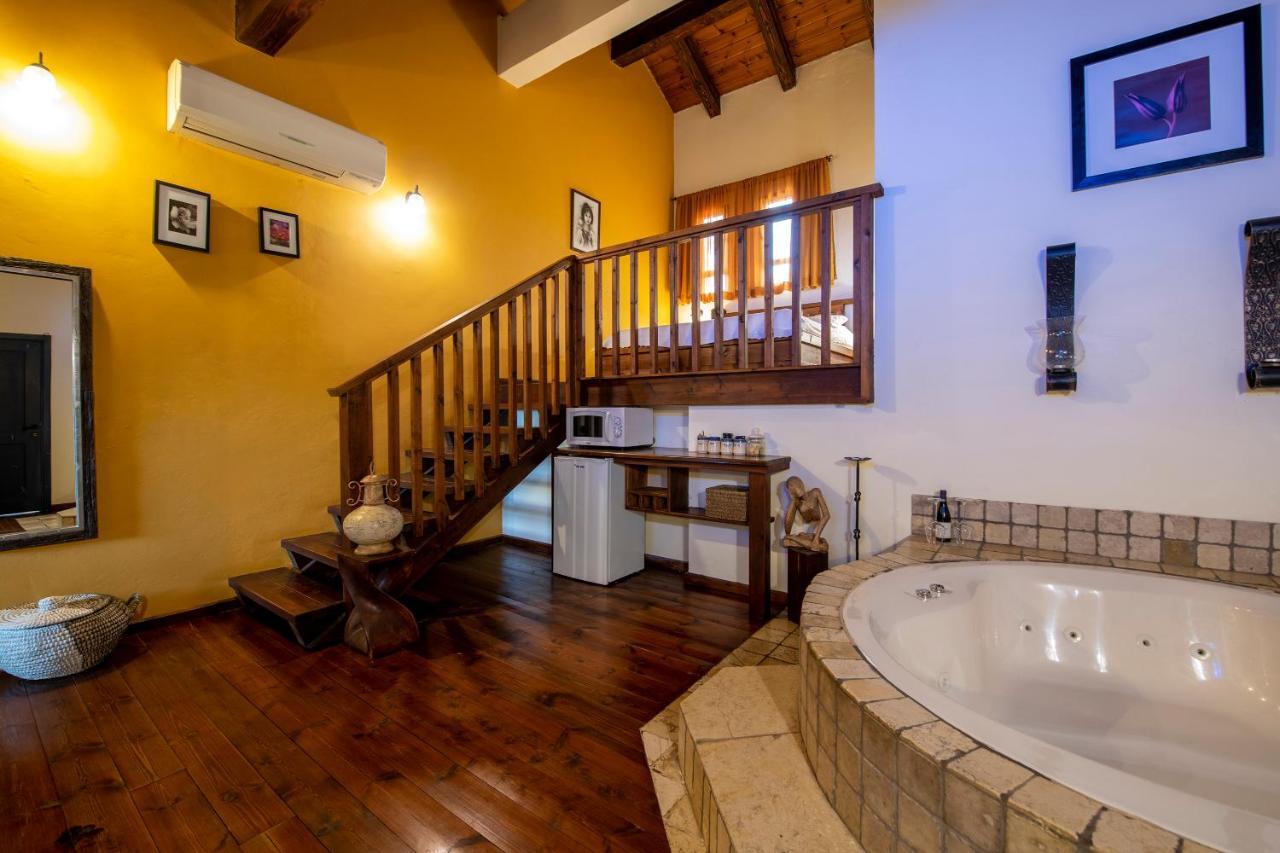 Suzanna In Odem Villa Екстериор снимка